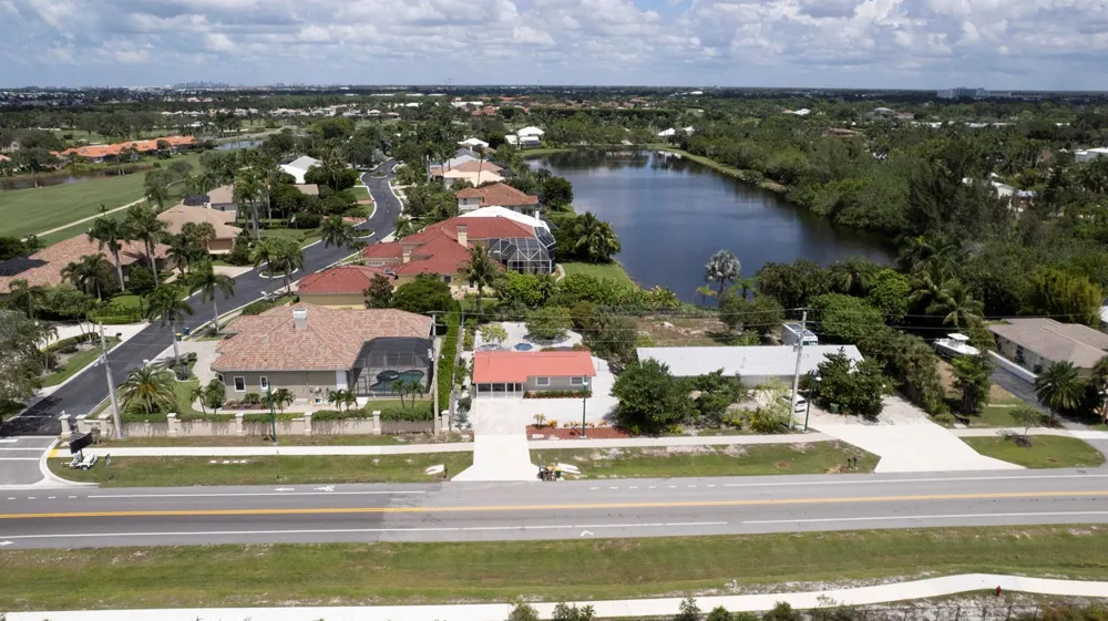 2191 THOMASSON DRIVE Naples, FL 34112