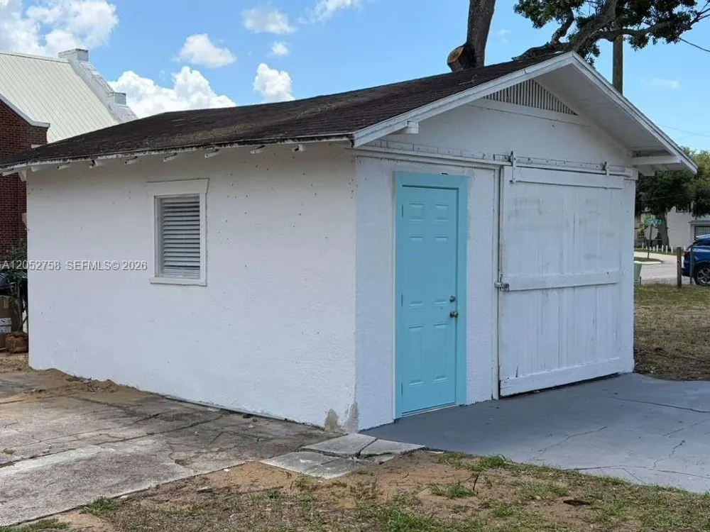 1870 Lakeview Rd Sebring, FL 33870