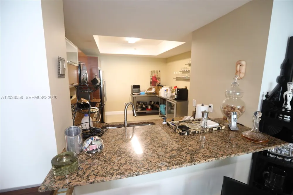 3330 NE 190th St #1312 Aventura, FL 33180