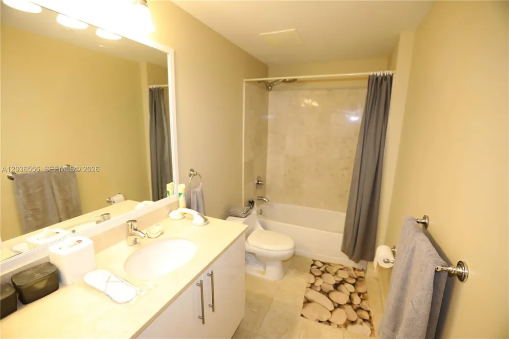 3330 NE 190th St #1312 Aventura, FL 33180