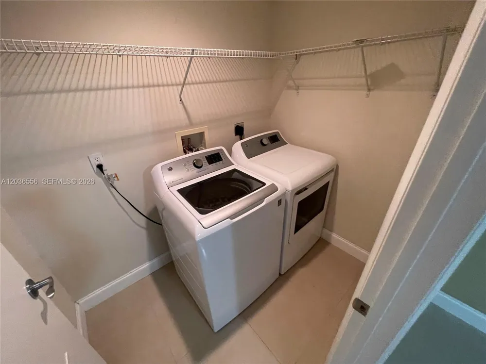 3330 NE 190th St #1312 Aventura, FL 33180