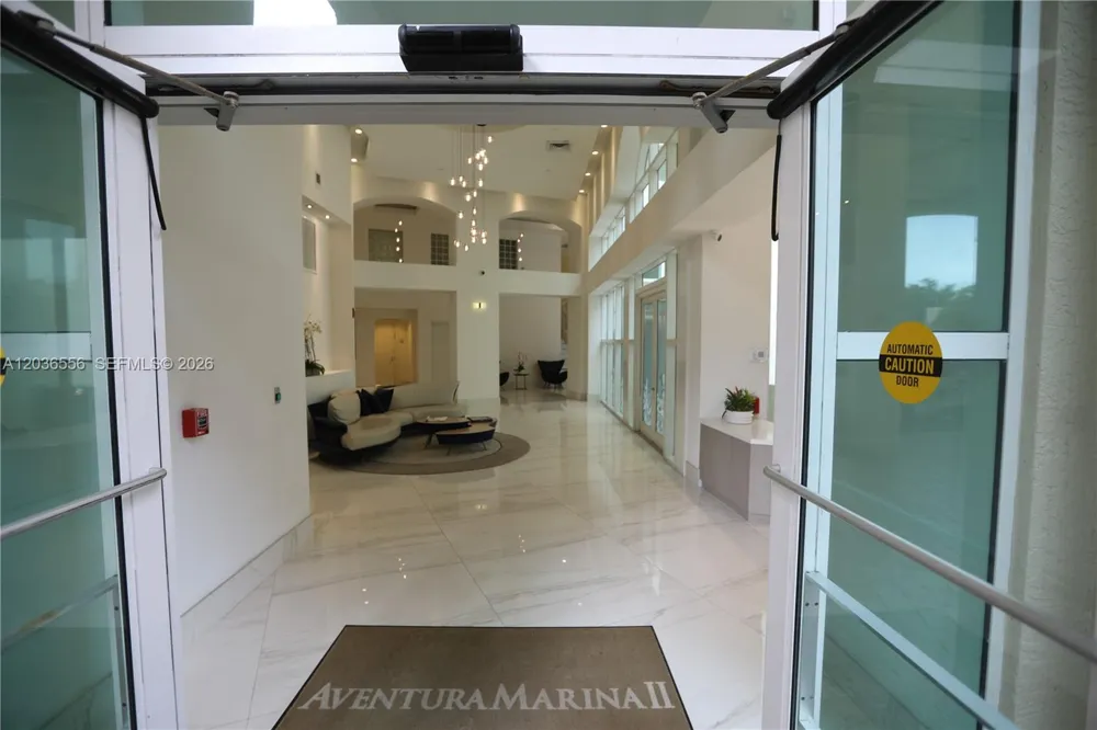 3330 NE 190th St #1312 Aventura, FL 33180