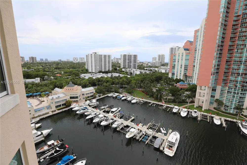 3330 NE 190th St #1312 Aventura, FL 33180