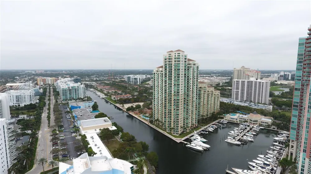 3330 NE 190th St #1312 Aventura, FL 33180