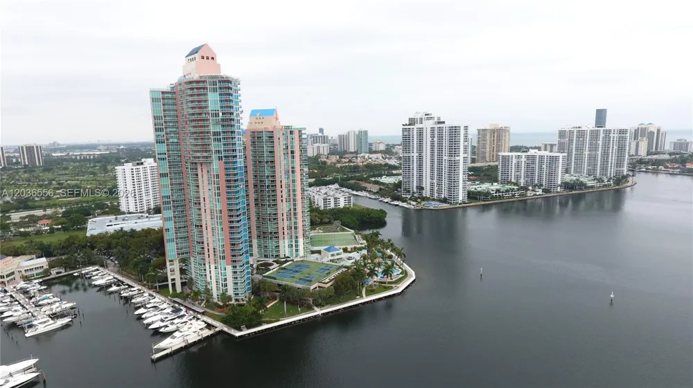 3330 NE 190th St #1312 Aventura, FL 33180