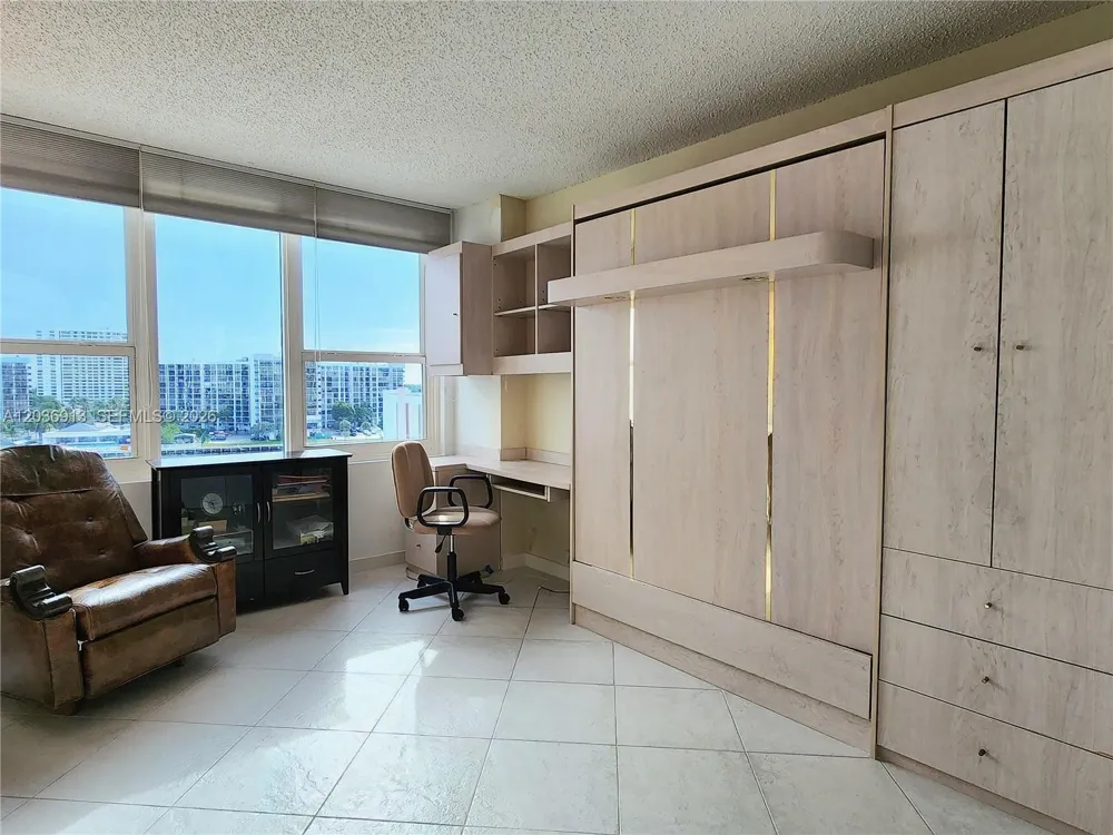 3505 S Ocean Dr #705 Hollywood, FL 33019