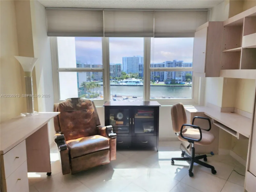 3505 S Ocean Dr #705 Hollywood, FL 33019
