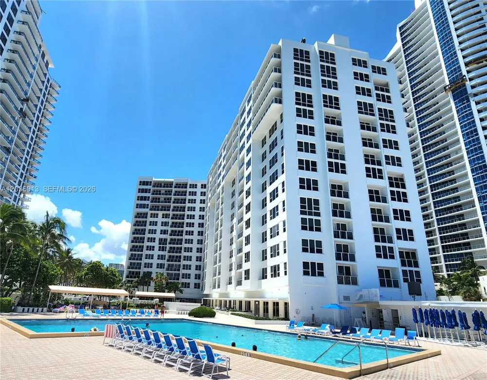 3505 S Ocean Dr #705 Hollywood, FL 33019