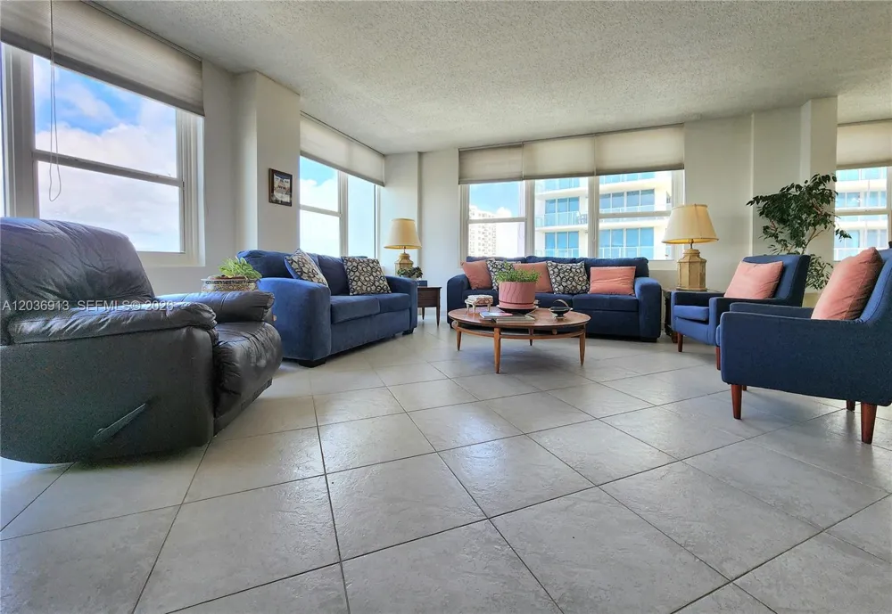 3505 S Ocean Dr #705 Hollywood, FL 33019