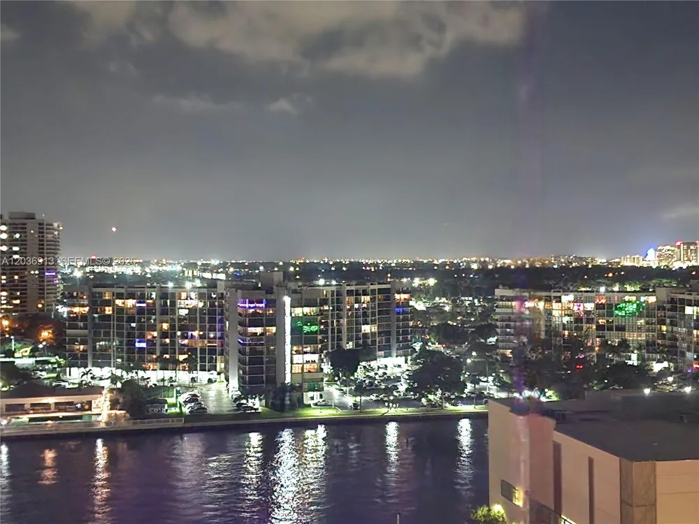 3505 S Ocean Dr #705 Hollywood, FL 33019
