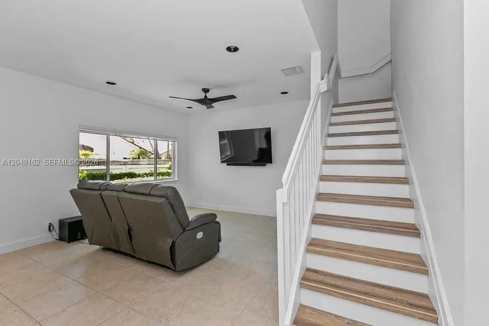4941 SW 32nd Ter Dania Beach, FL 33312