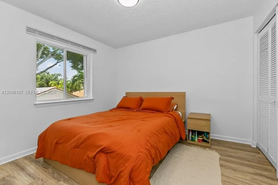 4941 SW 32nd Ter Dania Beach, FL 33312