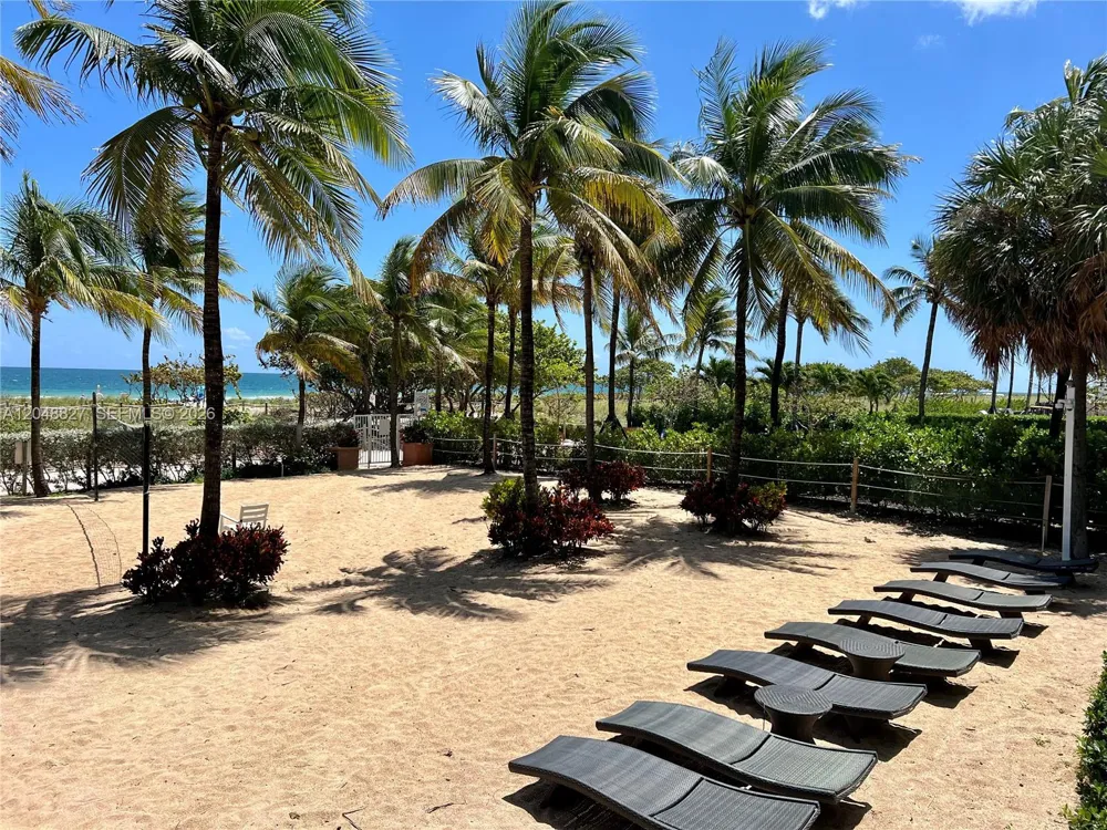 9172 Collins Ave #214 Surfside, FL 33154