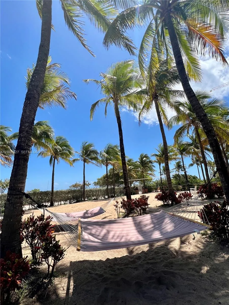 9172 Collins Ave #214 Surfside, FL 33154