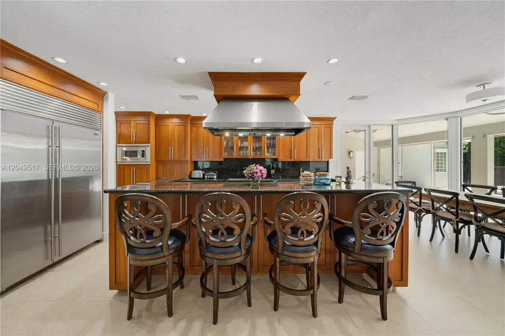 14601 Pompano Dr Coral Gables, FL 33158