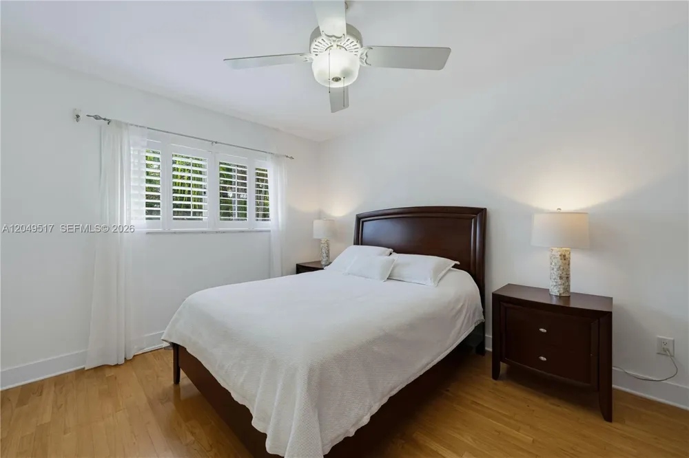14601 Pompano Dr Coral Gables, FL 33158