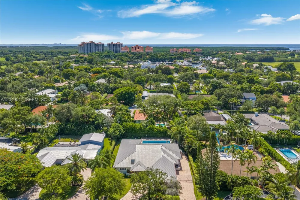14601 Pompano Dr Coral Gables, FL 33158