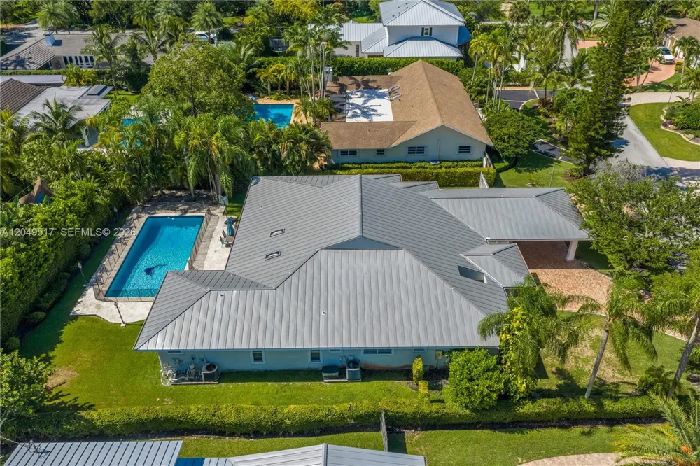 14601 Pompano Dr Coral Gables, FL 33158