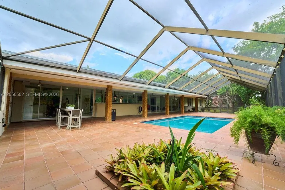 21601 SW 154th Ave Miami, FL 33170