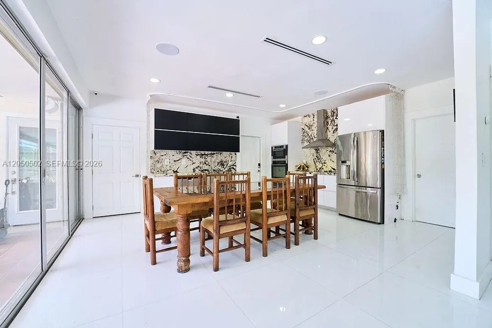 21601 SW 154th Ave Miami, FL 33170