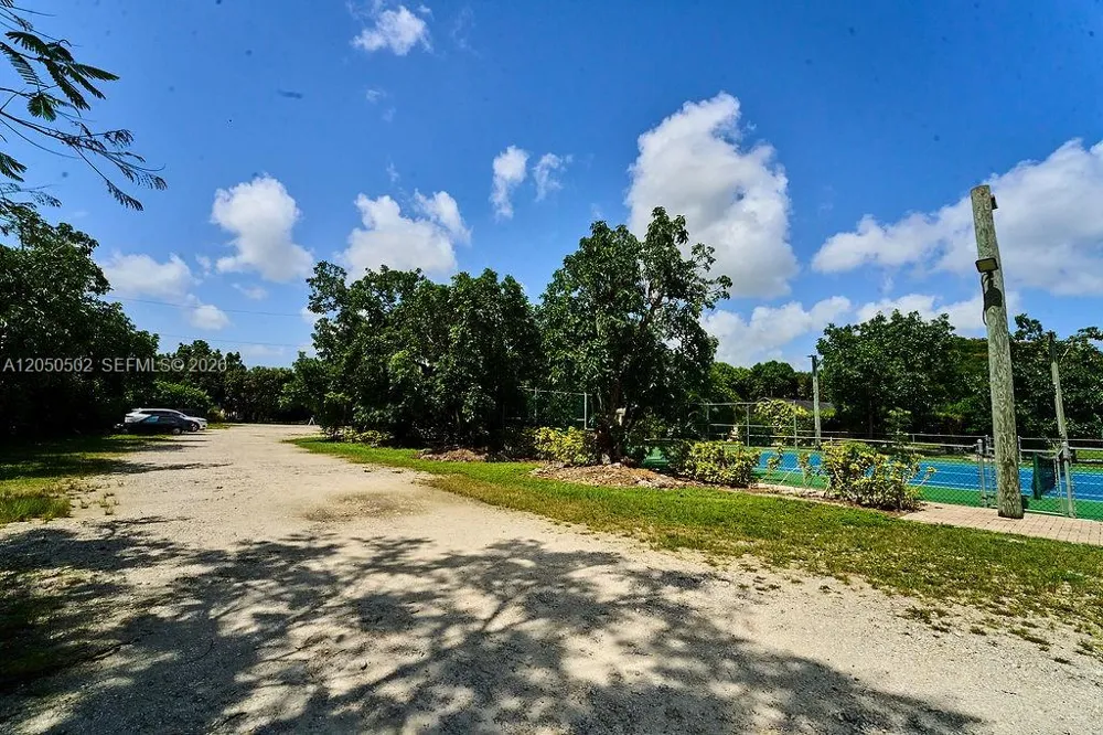 21601 SW 154th Ave Miami, FL 33170