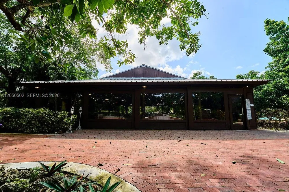 21601 SW 154th Ave Miami, FL 33170