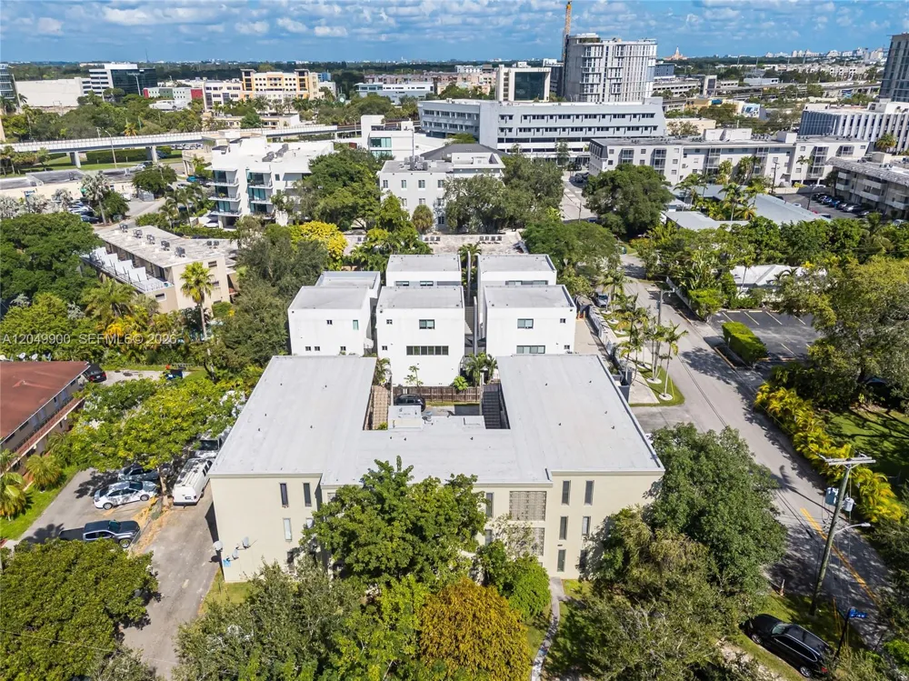 5991 SW 76th St #B6 South Miami, FL 33143