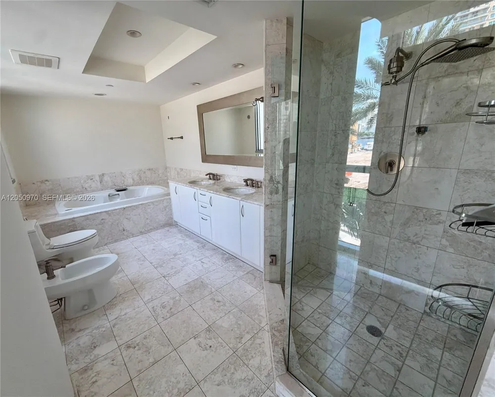 1331 Brickell Bay Dr #201 Miami, FL 33131