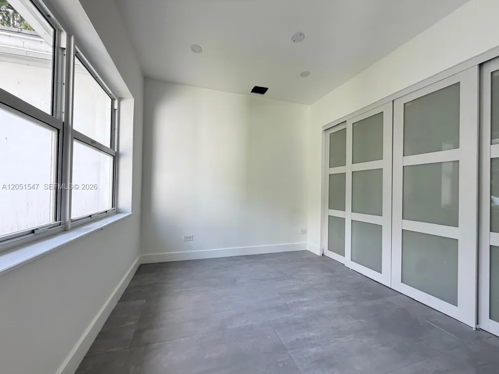 859 NE 115th St Biscayne Park, FL 33161