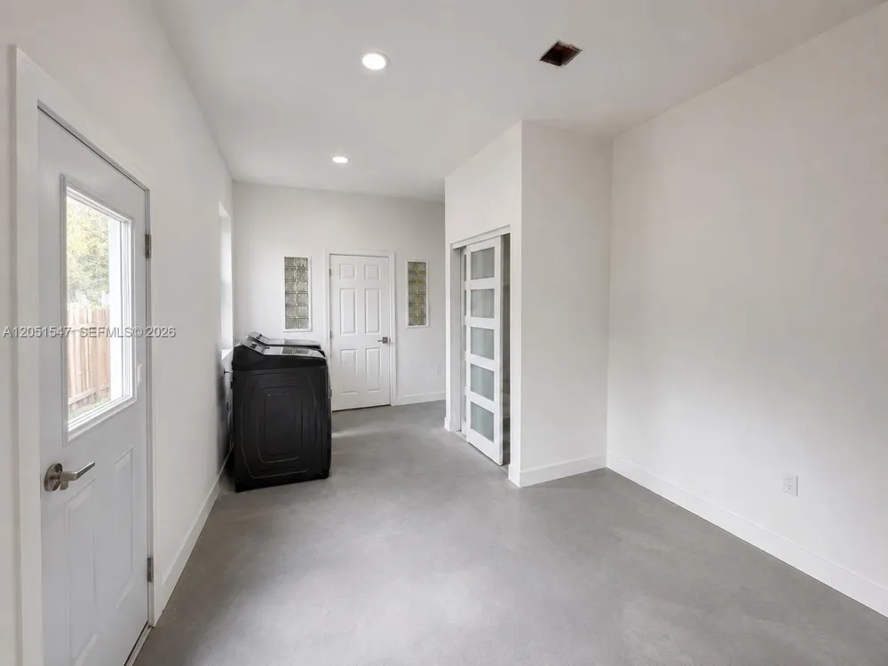 859 NE 115th St Biscayne Park, FL 33161