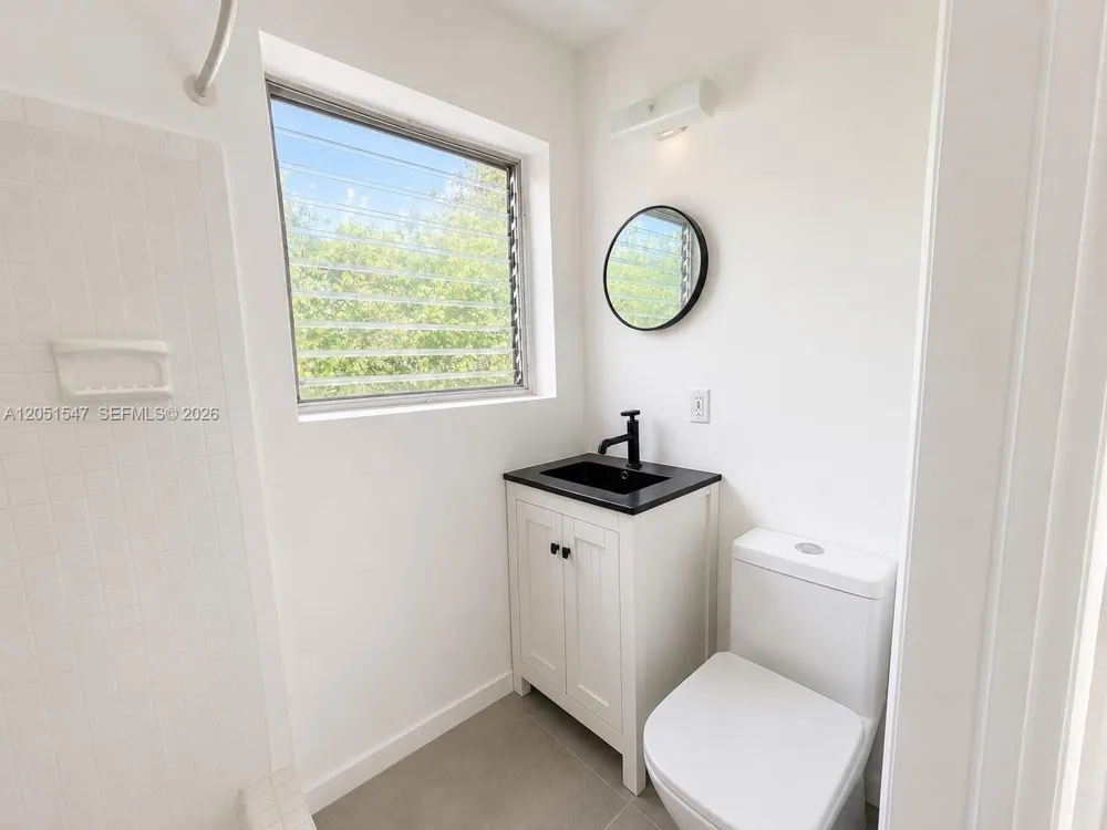 859 NE 115th St Biscayne Park, FL 33161