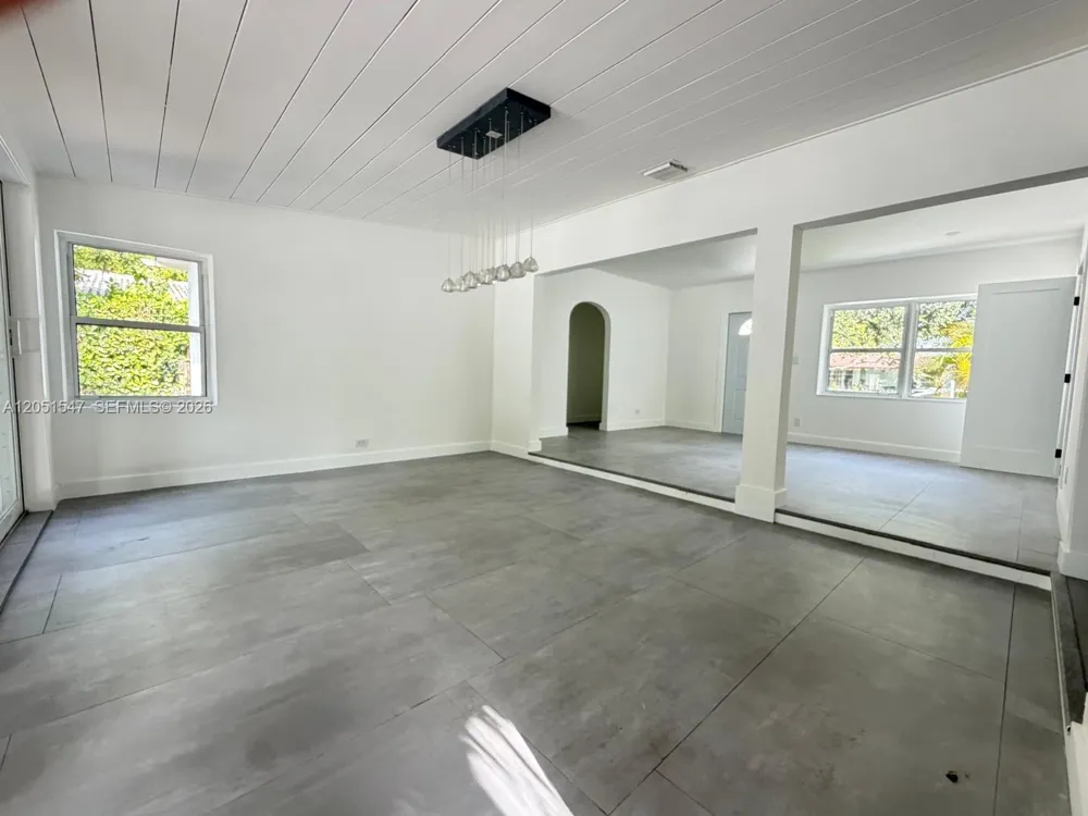 859 NE 115th St Biscayne Park, FL 33161
