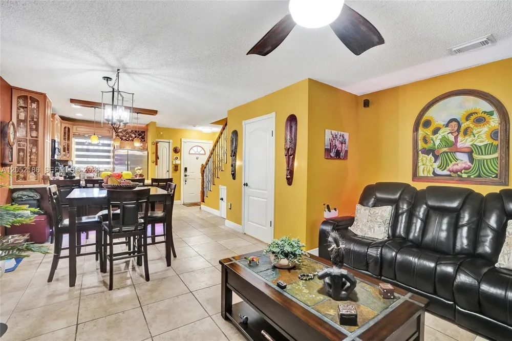2359 W 74th St #1-104 Hialeah, FL 33016