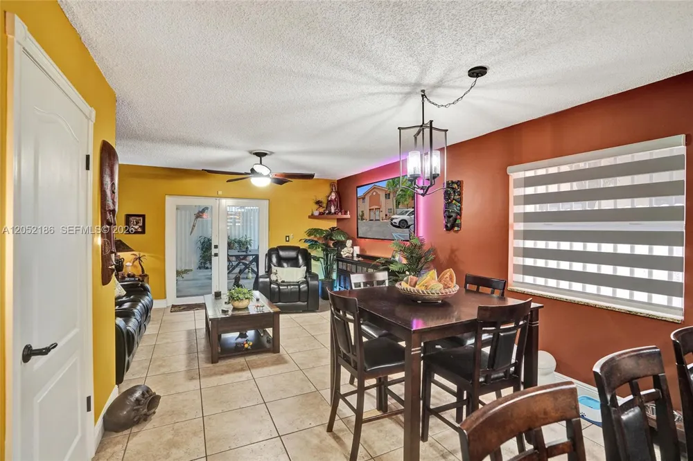 2359 W 74th St #1-104 Hialeah, FL 33016