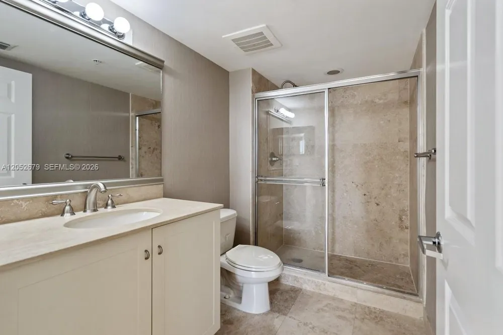 3232 SW 22nd St #1701 Miami, FL 33145
