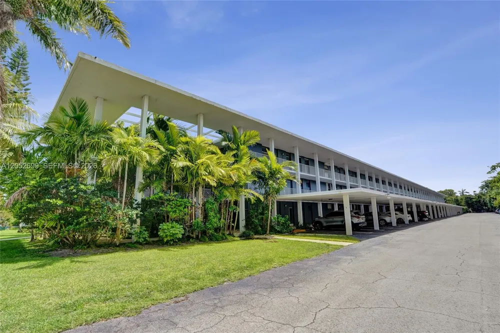777 SE 2nd Ave #114 Deerfield Beach, FL 33441