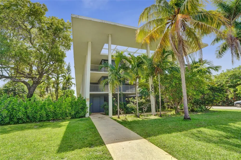 777 SE 2nd Ave #114 Deerfield Beach, FL 33441