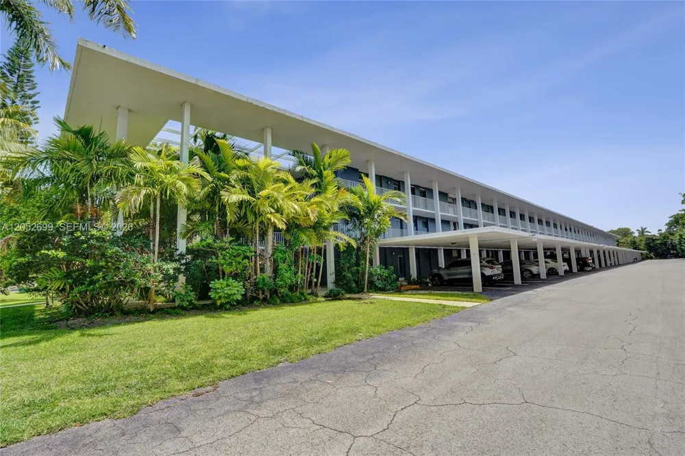 777 SE 2nd Ave #114 Deerfield Beach, FL 33441