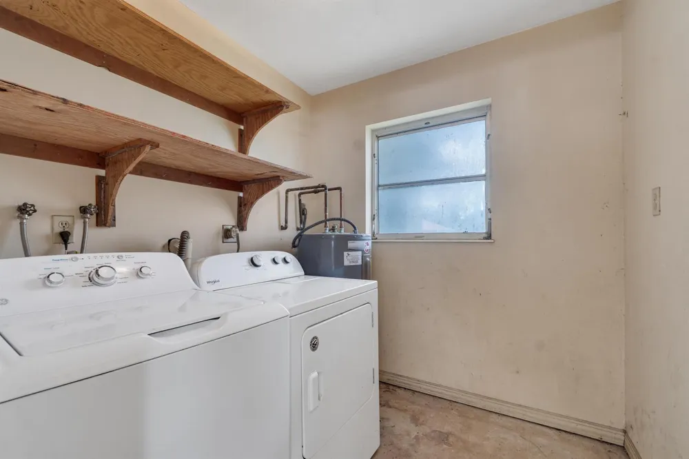 5605 38TH STREET Vero Beach, FL 32966