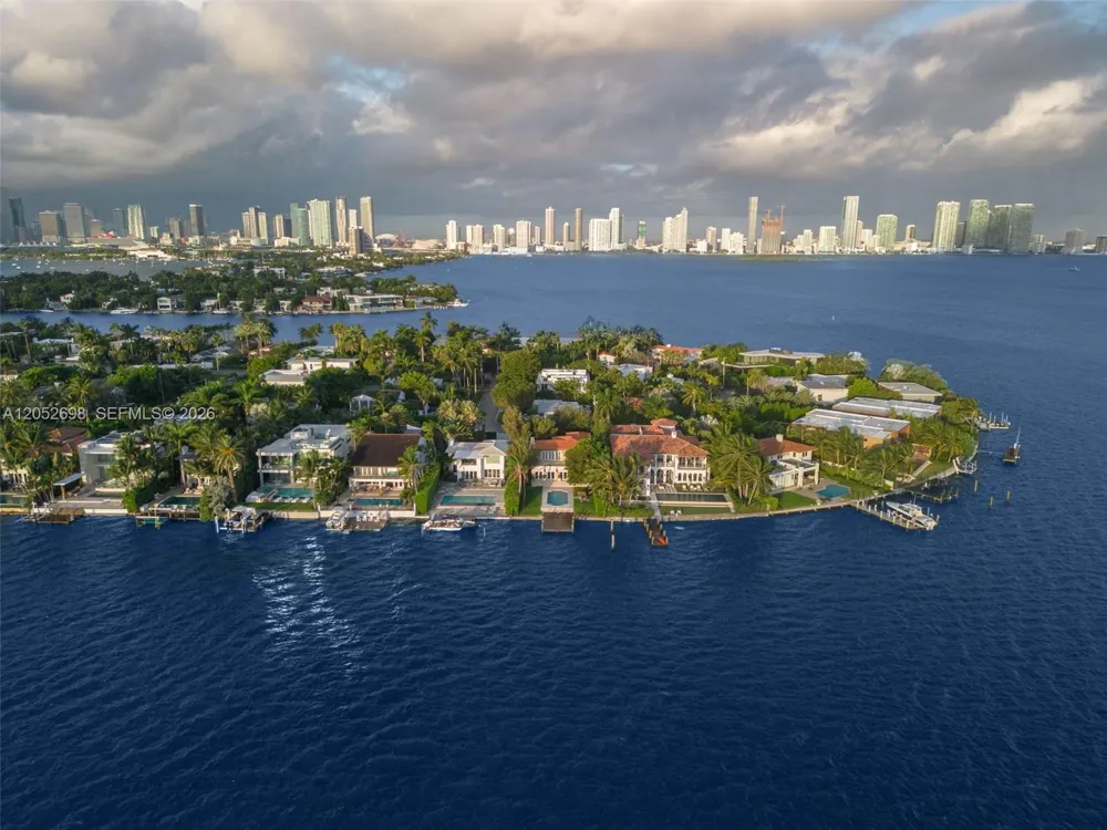 Address Not Shown Miami Beach, FL 33139