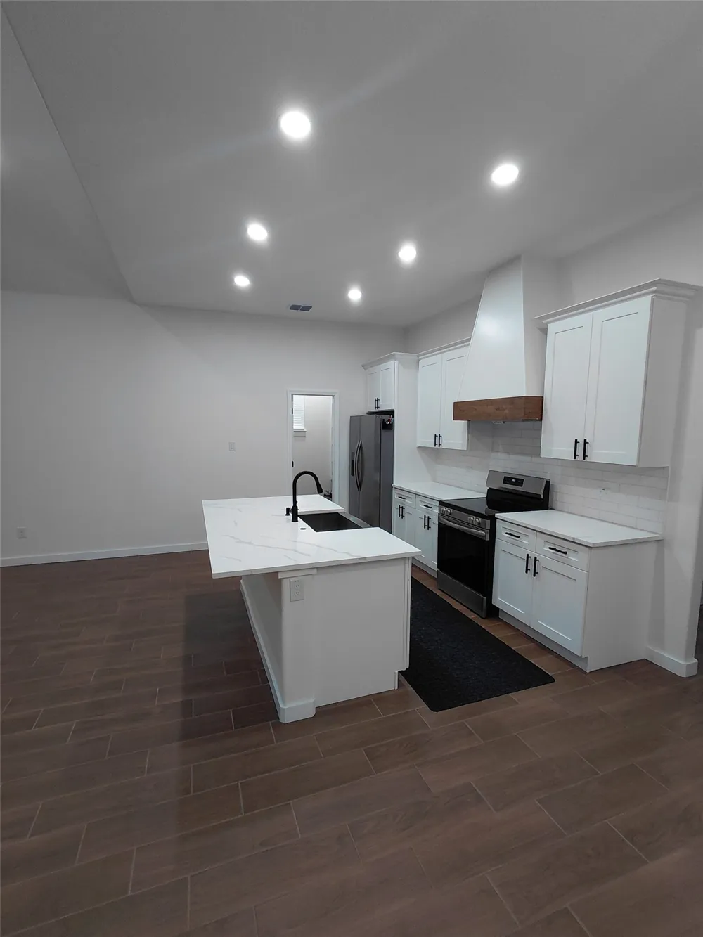 604 E 4th Street Muenster, TX 76252