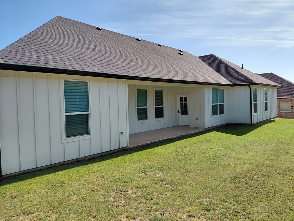 604 E 4th Street Muenster, TX 76252