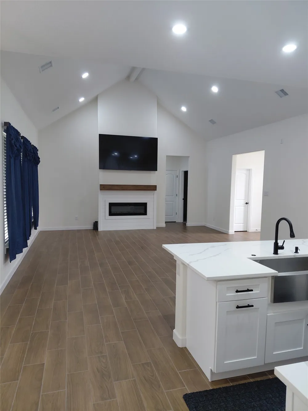 604 E 4th Street Muenster, TX 76252