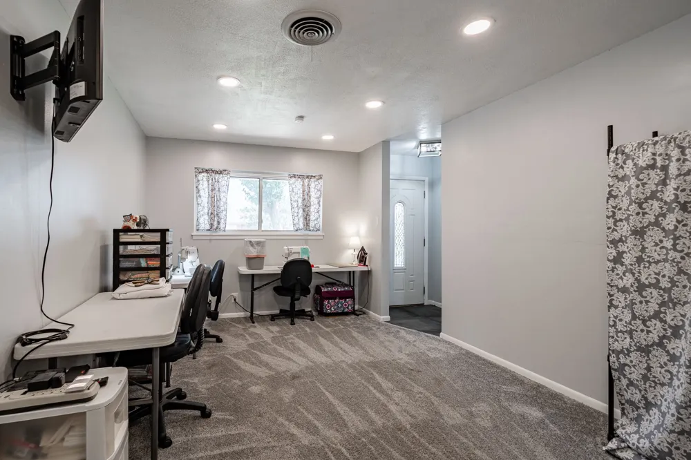 4350 MARY LOU Abilene, TX 79606