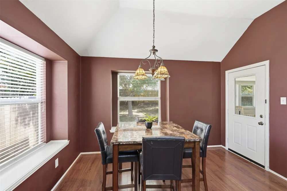 4013 Azalea Drive Haltom City, TX 76137