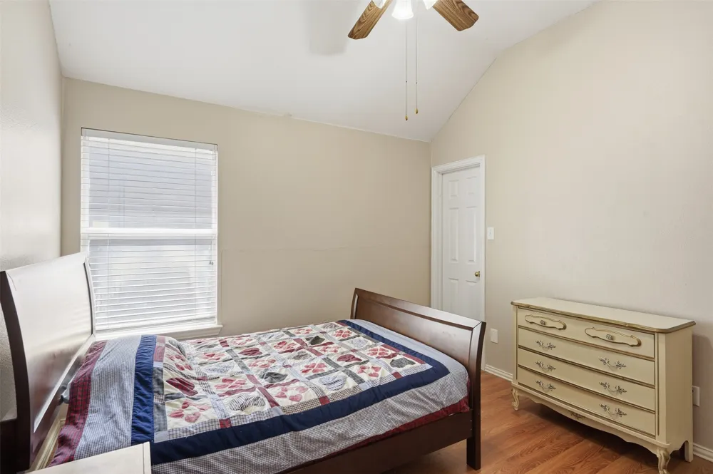 4013 Azalea Drive Haltom City, TX 76137