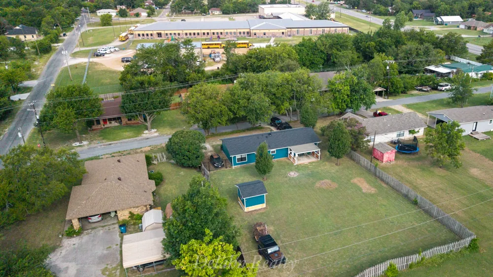 109 S Shaw Street Tom Bean, TX 75489