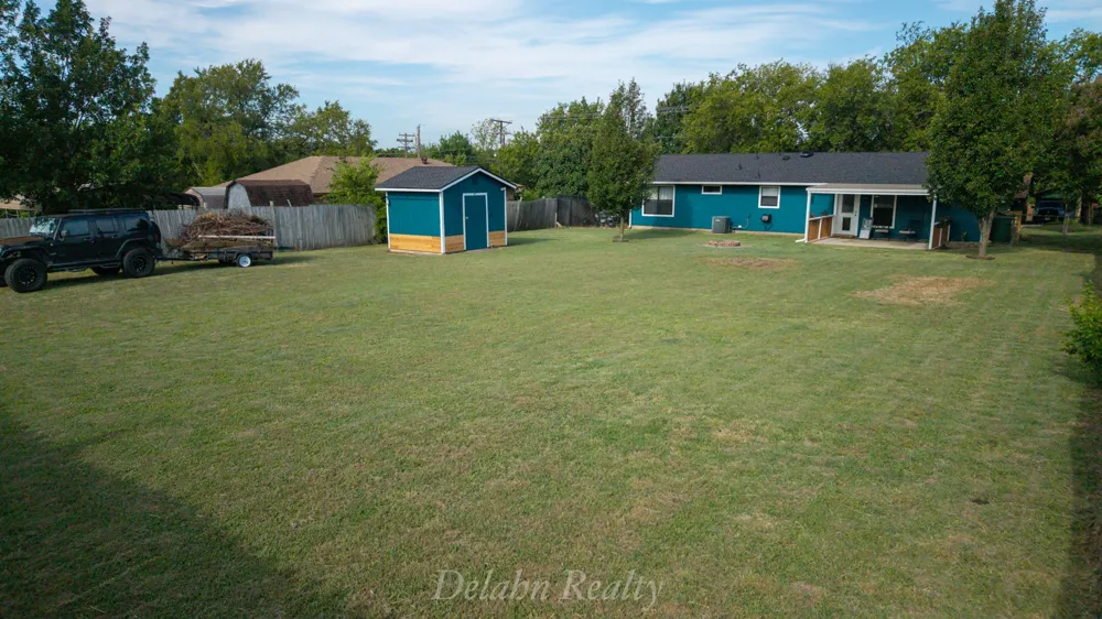 109 S Shaw Street Tom Bean, TX 75489