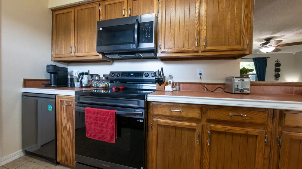 109 S Shaw Street Tom Bean, TX 75489
