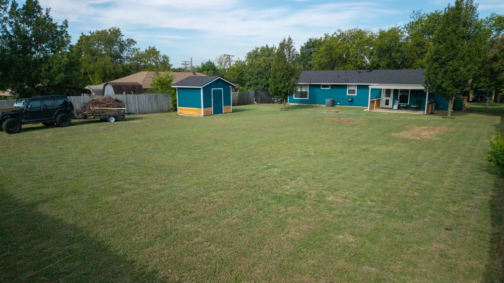 109 S Shaw Street Tom Bean, TX 75489